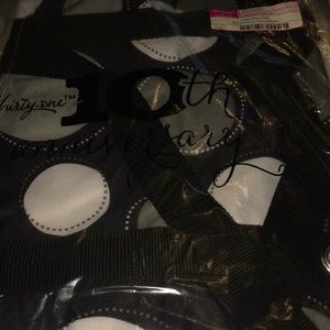 Thirty-One/ Grey and black/Tote/